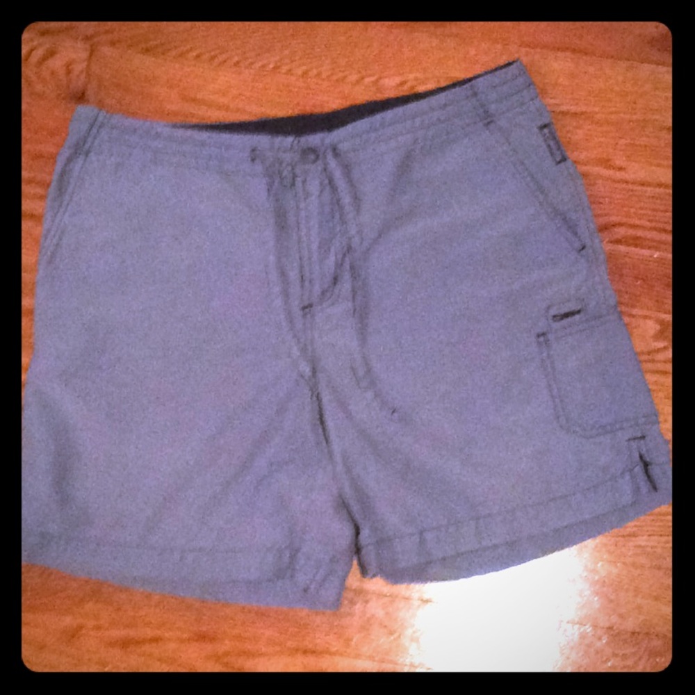Columbia hiking shorts